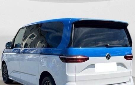 Volkswagen Multivan, 2023 год, 4 100 000 рублей, 2 фотография