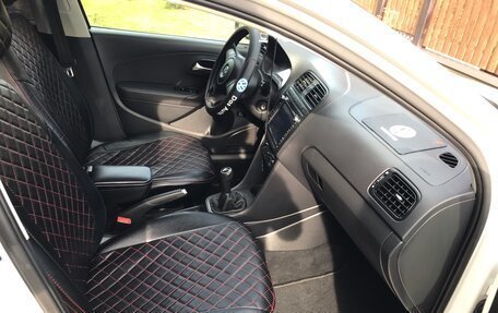 Volkswagen Polo VI (EU Market), 2011 год, 790 000 рублей, 13 фотография