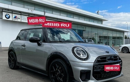 MINI Hatch, 2024 год, 4 750 000 рублей, 4 фотография