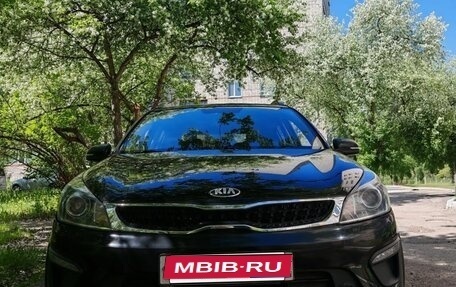 KIA Rio IV, 2018 год, 1 430 000 рублей, 1 фотография