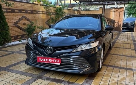 Toyota Camry, 2020 год, 3 300 000 рублей, 1 фотография