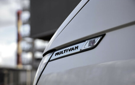 Volkswagen Multivan T6 рестайлинг, 2020 год, 4 699 000 рублей, 12 фотография