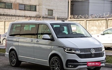 Volkswagen Multivan T6 рестайлинг, 2020 год, 4 699 000 рублей, 6 фотография