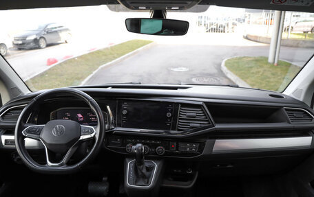 Volkswagen Multivan T6 рестайлинг, 2020 год, 4 699 000 рублей, 14 фотография