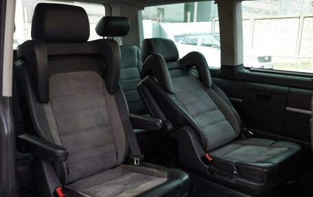 Volkswagen Multivan T6 рестайлинг, 2020 год, 4 699 000 рублей, 35 фотография