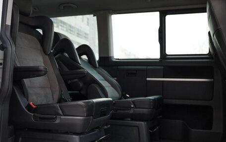 Volkswagen Multivan T6 рестайлинг, 2020 год, 4 699 000 рублей, 34 фотография