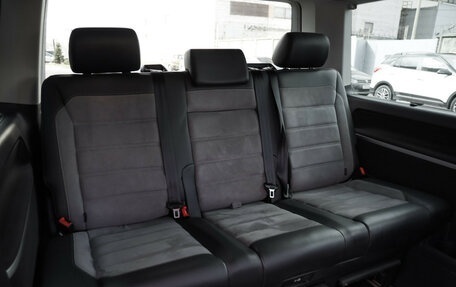 Volkswagen Multivan T6 рестайлинг, 2020 год, 4 699 000 рублей, 39 фотография