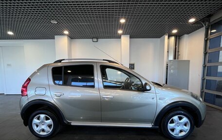 Renault Sandero I, 2011 год, 687 000 рублей, 2 фотография