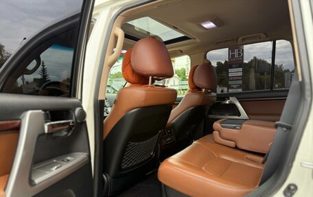 Toyota Land Cruiser 200, 2014 год, 5 280 000 рублей, 23 фотография