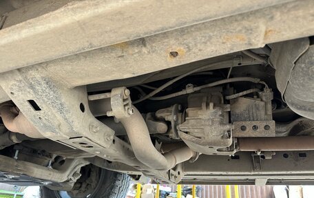 Toyota Land Cruiser Prado 120 рестайлинг, 2004 год, 1 580 000 рублей, 16 фотография
