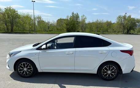 Hyundai Solaris II рестайлинг, 2017 год, 1 150 000 рублей, 5 фотография