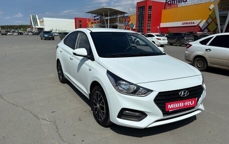 Hyundai Solaris II рестайлинг, 2017 год, 1 150 000 рублей, 2 фотография
