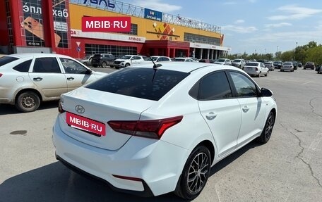 Hyundai Solaris II рестайлинг, 2017 год, 1 150 000 рублей, 7 фотография