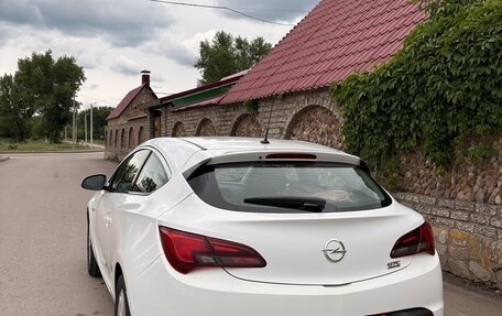Opel Astra J, 2013 год, 880 000 рублей, 2 фотография