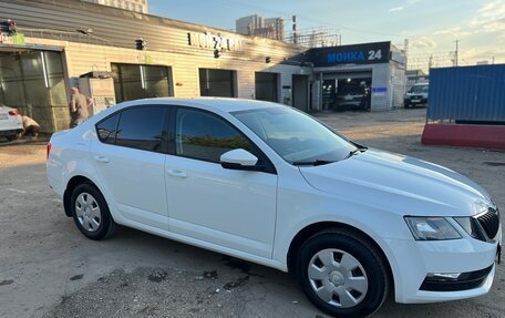 Skoda Octavia, 2019 год, 1 799 000 рублей, 3 фотография