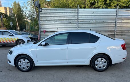 Skoda Octavia, 2019 год, 1 799 000 рублей, 4 фотография
