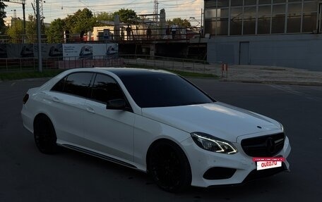 Mercedes-Benz E-Класс, 2014 год, 2 500 000 рублей, 4 фотография
