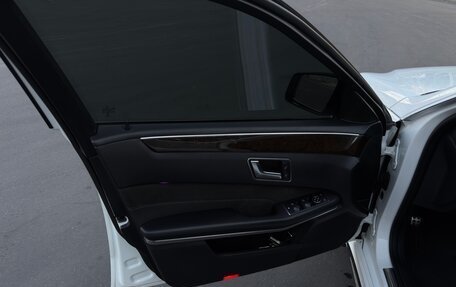 Mercedes-Benz E-Класс, 2014 год, 2 500 000 рублей, 8 фотография