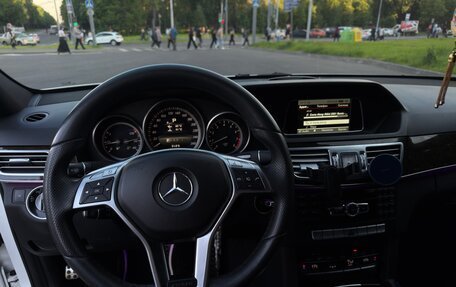 Mercedes-Benz E-Класс, 2014 год, 2 500 000 рублей, 9 фотография