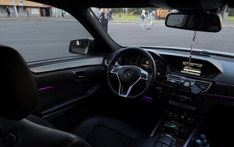 Mercedes-Benz E-Класс, 2014 год, 2 500 000 рублей, 17 фотография