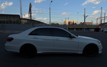 Mercedes-Benz E-Класс, 2014 год, 2 500 000 рублей, 19 фотография