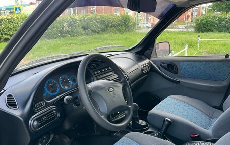 Chevrolet Niva I рестайлинг, 2004 год, 310 000 рублей, 9 фотография