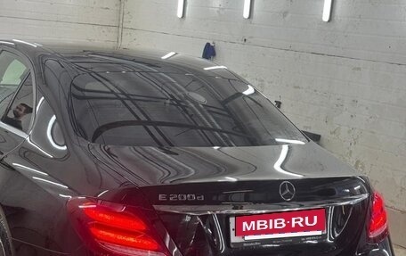 Mercedes-Benz E-Класс, 2020 год, 2 600 000 рублей, 10 фотография