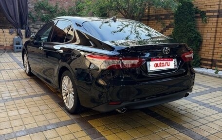 Toyota Camry, 2020 год, 3 300 000 рублей, 3 фотография