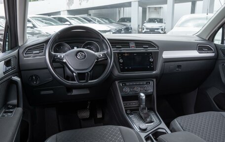 Volkswagen Tiguan II, 2017 год, 2 449 000 рублей, 10 фотография