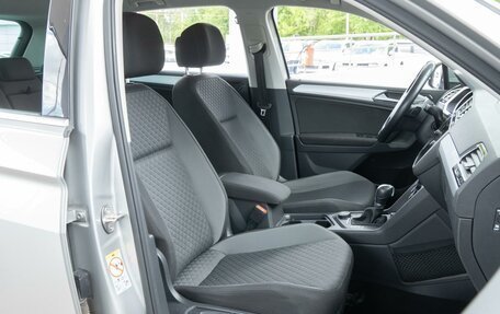Volkswagen Tiguan II, 2017 год, 2 449 000 рублей, 12 фотография