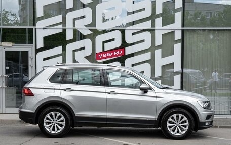 Volkswagen Tiguan II, 2017 год, 2 449 000 рублей, 5 фотография