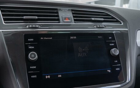 Volkswagen Tiguan II, 2017 год, 2 449 000 рублей, 19 фотография