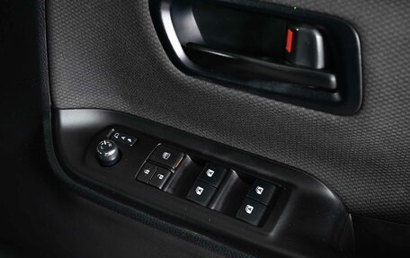Toyota Noah III, 2018 год, 2 200 000 рублей, 17 фотография