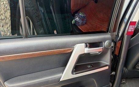 Toyota Land Cruiser 200, 2016 год, 4 500 000 рублей, 9 фотография