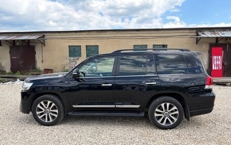Toyota Land Cruiser 200, 2016 год, 4 500 000 рублей, 7 фотография