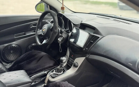 Chevrolet Cruze II, 2011 год, 629 000 рублей, 10 фотография
