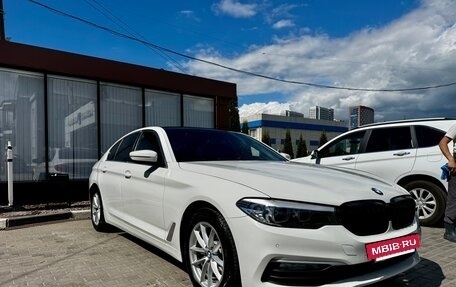 BMW 5 серия, 2019 год, 2 650 000 рублей, 3 фотография