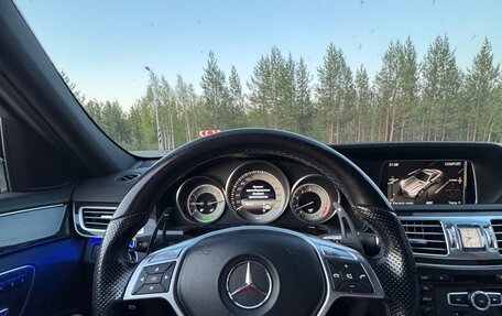 Mercedes-Benz E-Класс, 2013 год, 2 700 000 рублей, 3 фотография