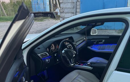 Mercedes-Benz E-Класс, 2013 год, 2 700 000 рублей, 5 фотография