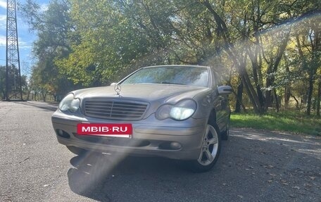 Mercedes-Benz C-Класс, 2003 год, 550 000 рублей, 9 фотография