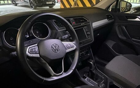 Volkswagen Tiguan II, 2022 год, 3 200 000 рублей, 12 фотография