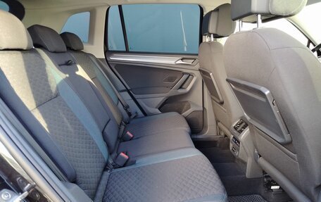 Volkswagen Tiguan II, 2019 год, 2 899 000 рублей, 13 фотография