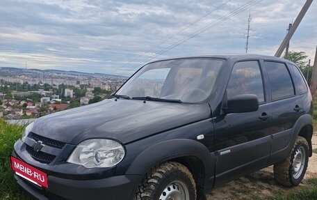 Chevrolet Niva I рестайлинг, 2013 год, 460 000 рублей, 2 фотография