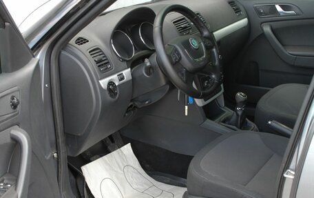Skoda Yeti I рестайлинг, 2013 год, 830 000 рублей, 15 фотография