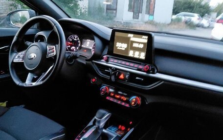KIA Cerato IV, 2020 год, 2 380 000 рублей, 10 фотография