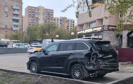 Toyota Highlander III, 2014 год, 1 600 000 рублей, 1 фотография