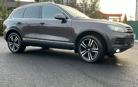 Volkswagen Touareg III, 2010 год, 1 750 000 рублей, 3 фотография