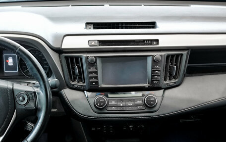 Toyota RAV4, 2017 год, 2 430 000 рублей, 18 фотография