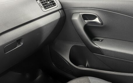 Volkswagen Polo VI (EU Market), 2019 год, 1 399 000 рублей, 14 фотография