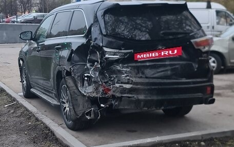 Toyota Highlander III, 2014 год, 1 600 000 рублей, 13 фотография